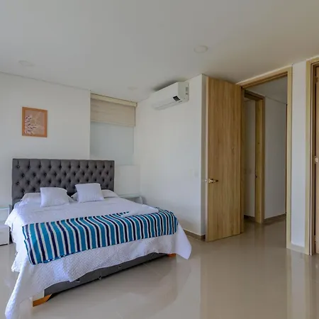 Apartamento Duplex Junto A La Playa *